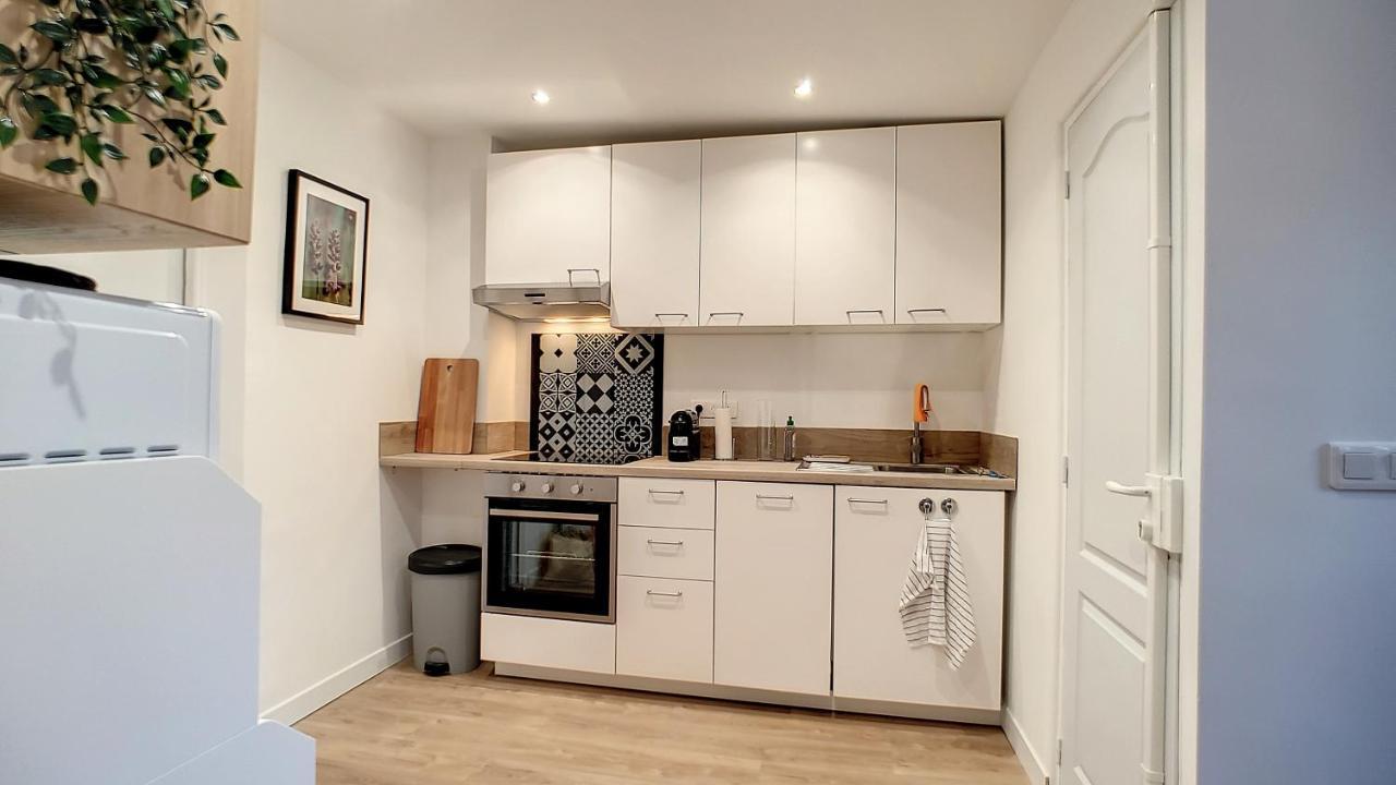 Vanille Climatise Port A 1mn A Pieds Vieux Port By Laconciergtie13 Apartment *