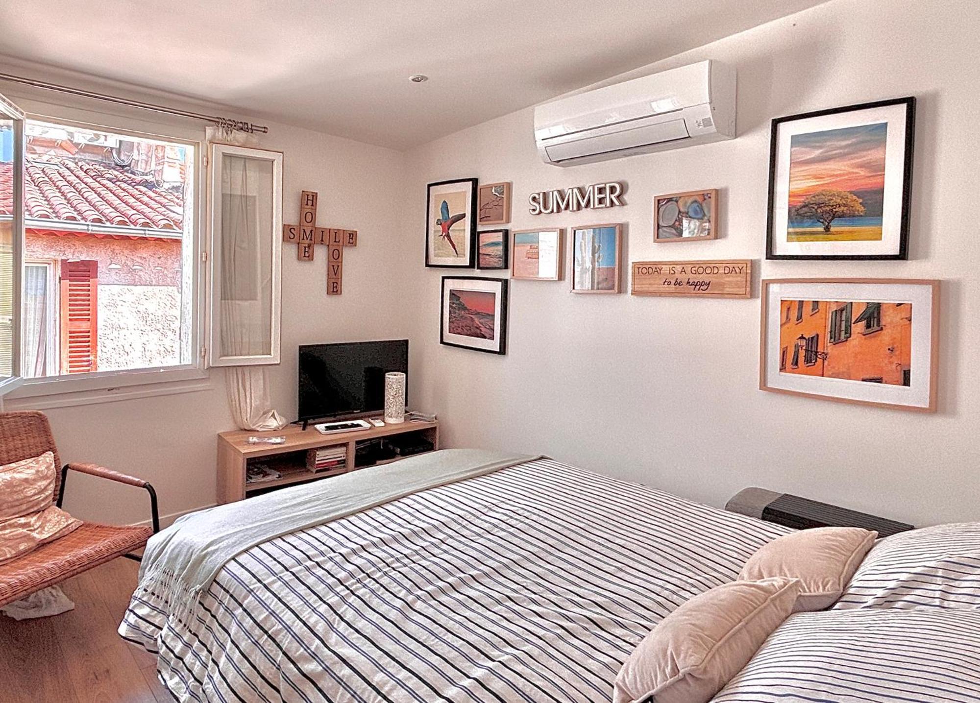 Vanille Climatise Port A 1mn A Pieds Vieux Port By Laconciergtie13 Apartment La Ciotat